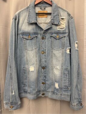 Rue 21 Womens Distressed Trucker Jean Jacket - size 2XL